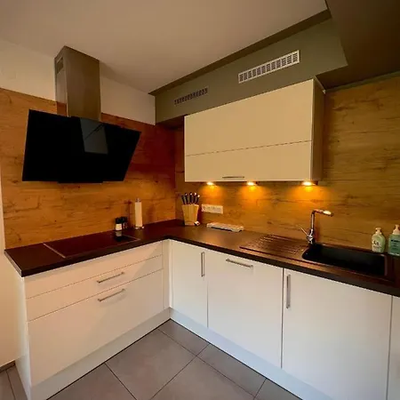 Apartment Ferienwohnung Das Unterach Am Attersee اونتراتش إم أترسي