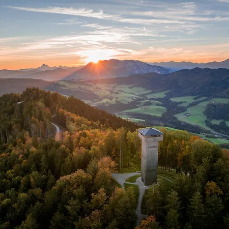 Apartment Ferienwohnung Das Unterach Am Attersee اونتراتش إم أترسي