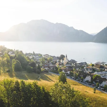 Daire Apartment Ferienwohnung Das Unterach Am Attersee